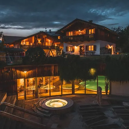 Pineta Nature - Wellness & Coredo
